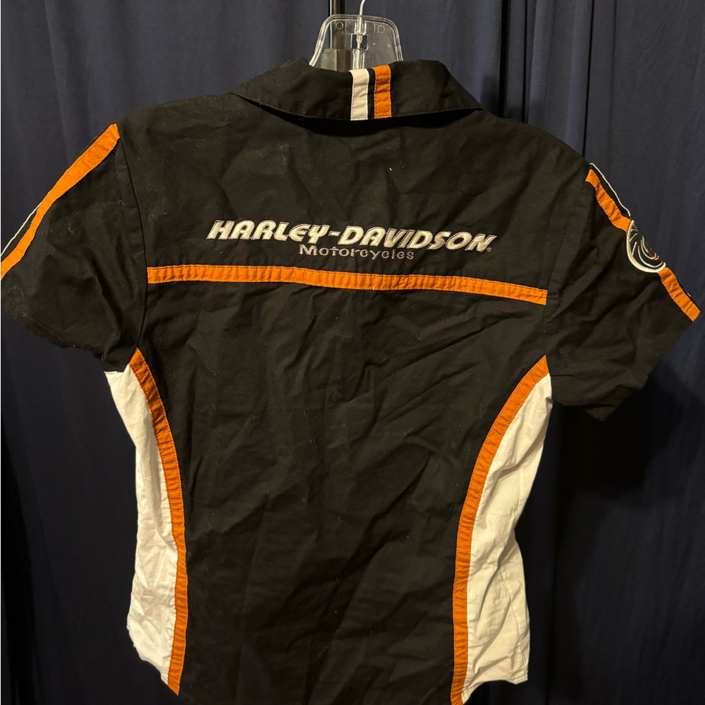 Vintage Harley Davidson button up top